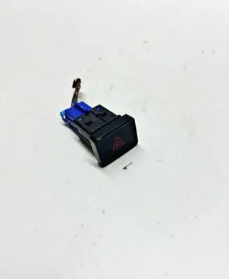 Volkswagen Polo VI Hazard light switch 2G0953509 A41120