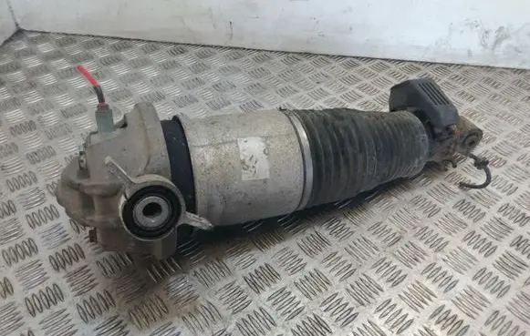 Volkswagen Touareg I Rear shock absorber/damper 7L6512021AG
