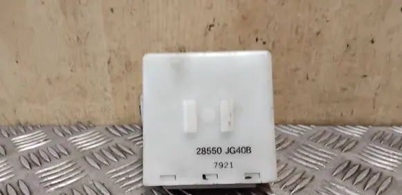 Nissan X-Trail T31 Door central lock control unit/module 