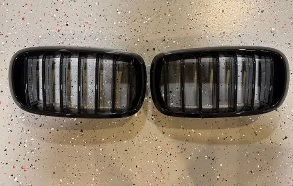 BMW X6 F16 Front bumper upper radiator grill 7316076 730977502 7316058