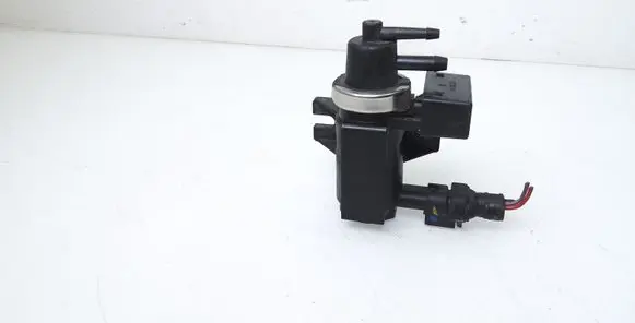 Mercedes-Benz A W169 Turbo solenoid valve A0051535528 70078200