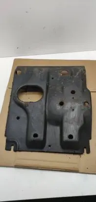 Jeep Cherokee III KJ Engine splash shield/under tray