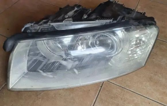 Audi A8 S8 D3 4E Headlight/headlamp 15814300LI