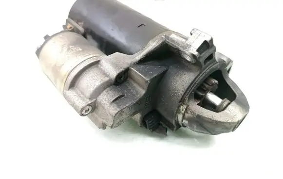 BMW X1 E84 Starter motor 8570238