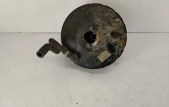 Volvo S40, V40 Brake booster 136893 802182 30857437
