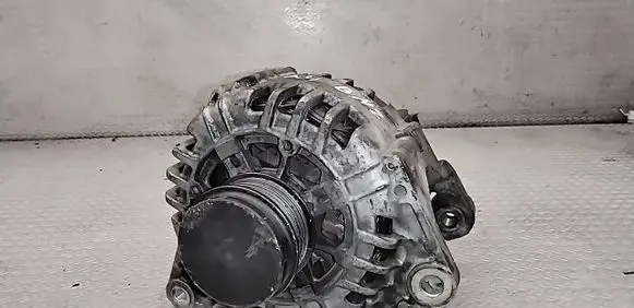 Audi A4 S4 B5 8D Generator/alternator 06B903016E