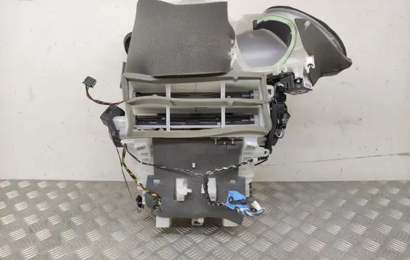 Citroen C3 Interior heater climate box assembly 9813920580