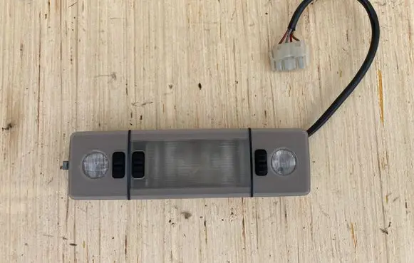 BMW 7 E32 Front seat light 1374427 883810