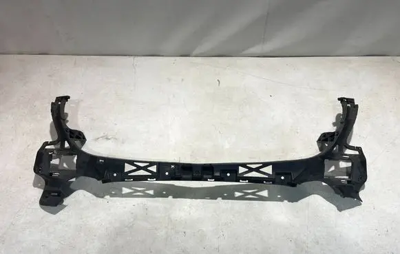 Mercedes-Benz GLE (W166 - C292) Front bumper mounting bracket A1668854265
