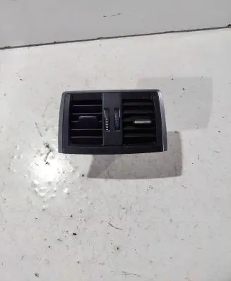 BMW 3 F30 F35 F31 Rear air vent grill 933367502 0959802