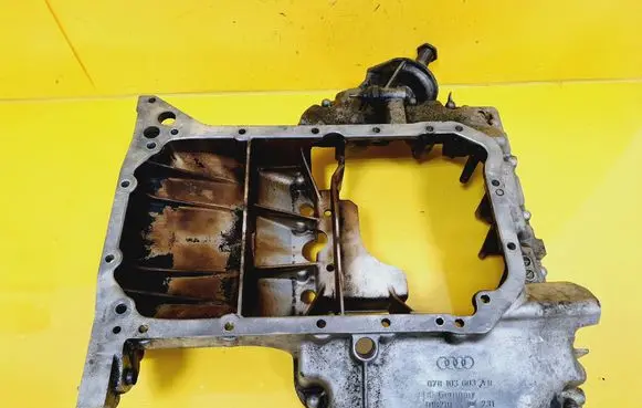 Audi A6 S6 C5 4B Oil sump 078103603AB