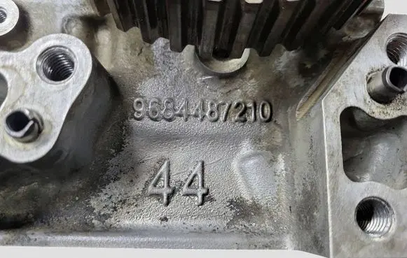Volvo V60 Engine head 9684487210