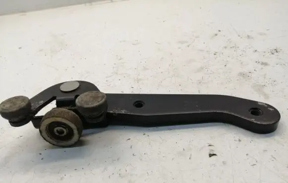Volkswagen Transporter - Caravelle T5 Sliding door lower roller guide/hinge 