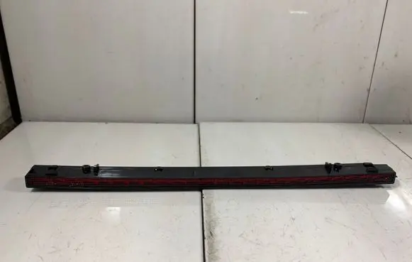 Skoda Octavia Mk2 (1Z) Third/center stoplight 1Z5945097