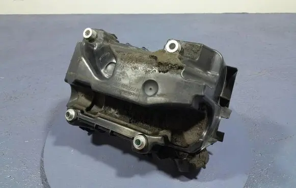 Volkswagen Scirocco Air conditioning (A/C) compressor (pump) 03C103502K