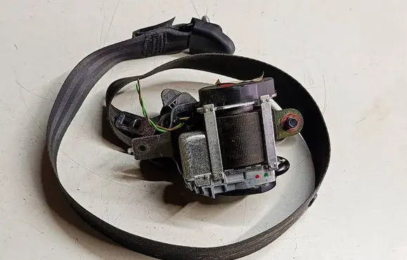 KIA Ceed Front seatbelt 888101H000U1 888101H000