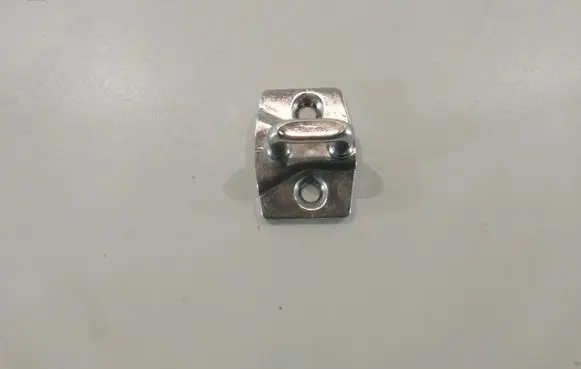 BMW 3 E90 E91 Front door lock loop/hook striker 7067805