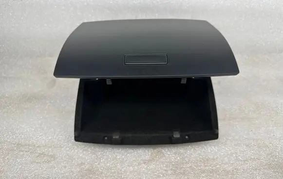 Volkswagen Touareg I Glove box 7L6857919D