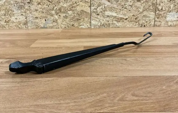 Citroen Xsara Front wiper blade arm 