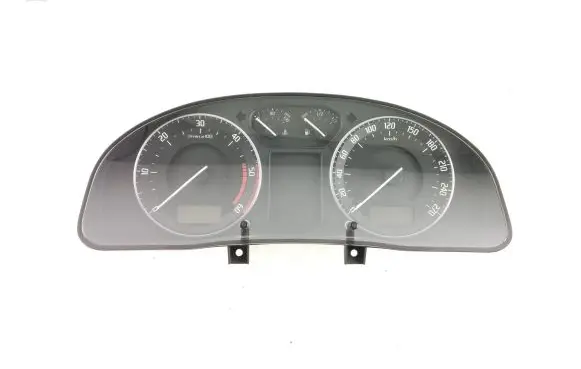 Skoda Superb B5 (3U) Speedometer (instrument cluster) 3U0920812D 110080116015