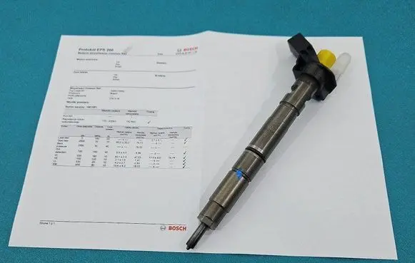 Audi A8 S8 D3 4E Fuel injector 0445115052 IMPRK1461091