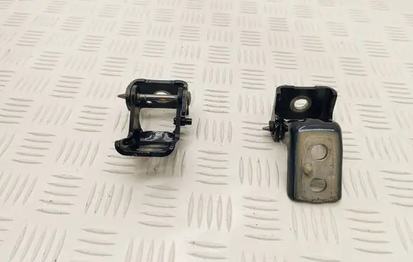 Peugeot 5008 II Rear door hinge set 