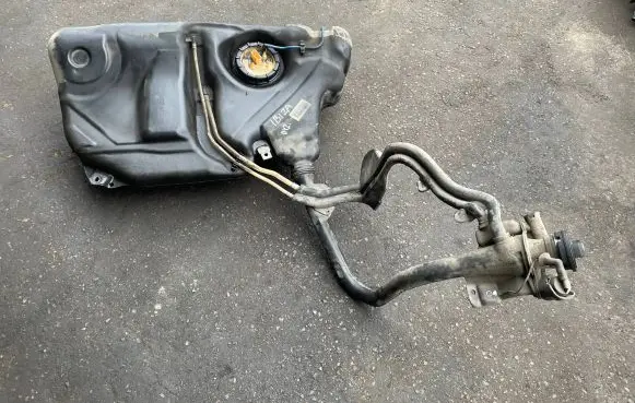 Seat Ibiza IV (6J,6P) Fuel tank 6Q0201085A