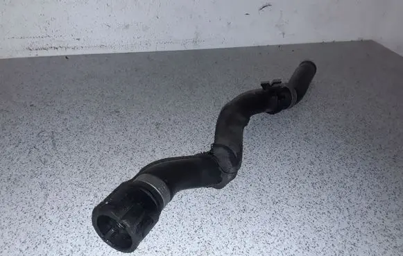 BMW 5 E39 Engine coolant pipe/hose 64218378953 8378953