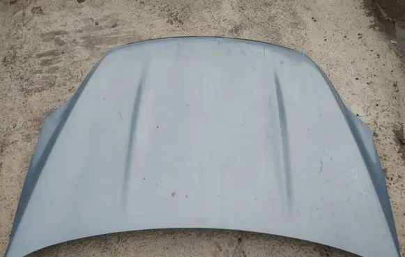 Ford Kuga I Engine bonnet/hood zydras