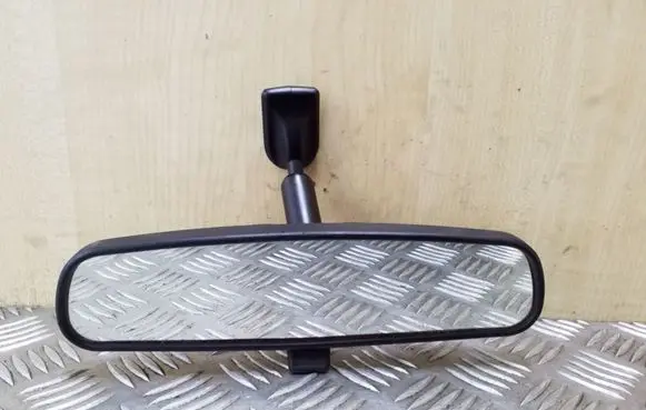 Subaru Outback Rear view mirror (interior) E8011681