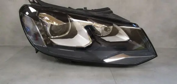 Volkswagen Touareg II Headlight/headlamp 7P1941752 1ZS01032806 01032806037674