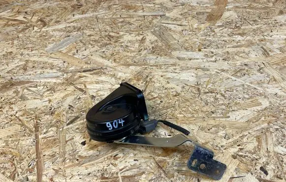 Volvo XC40 Horn signal 30747614