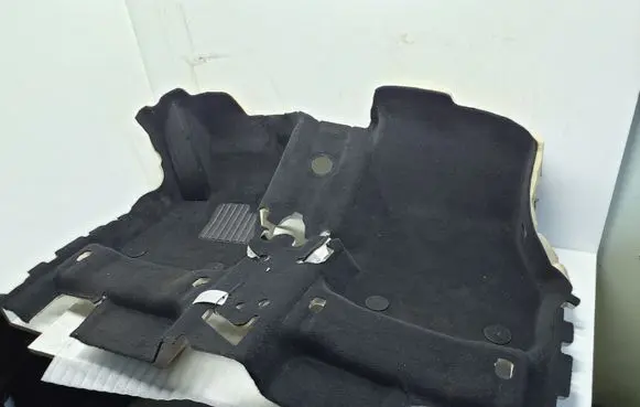 BMW 2 F45 Front floor carpet liner 7306670