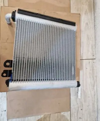 Jaguar F-Pace Coolant radiator HK83-8D048-AB