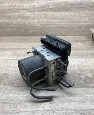 Toyota Verso-S ABS Pump 445400F070 0265252568 0265952184