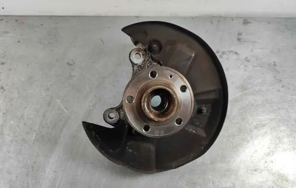 Volvo XC40 Front wheel hub spindle knuckle 32221856 32221146