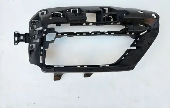 Porsche 911 992 Front fog light trim/grill 992807684C