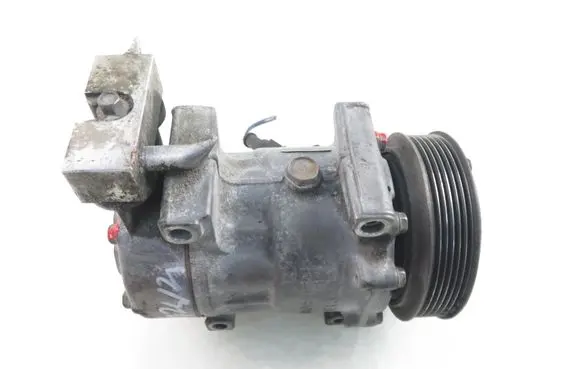 Mazda 2 Air conditioning (A/C) compressor (pump)