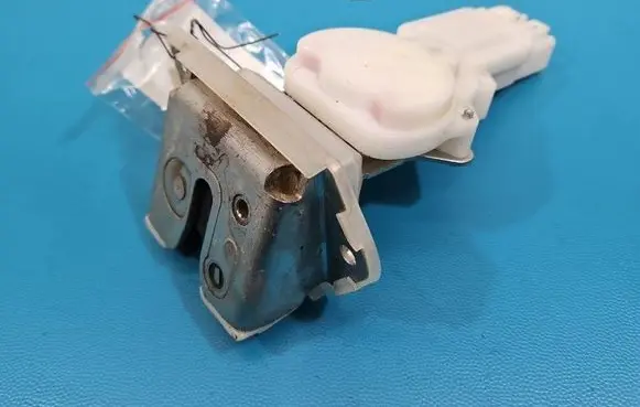 Suzuki SX4 Tailgate/trunk/boot lock/catch/latch IMPRK1562573