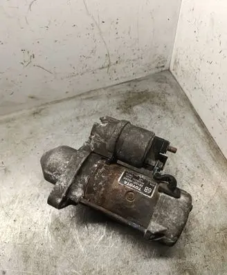 Toyota Corolla Verso AR10 Starter motor 281000g040