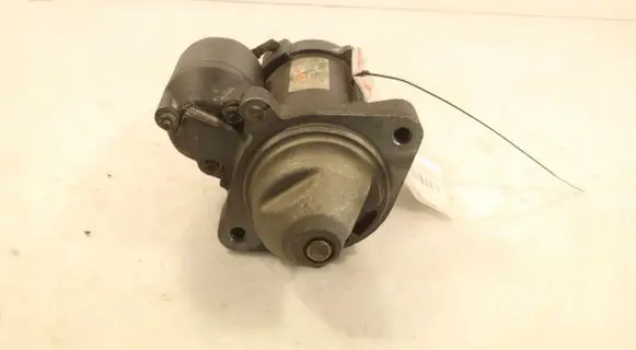 BMW 5 E60 E61 Starter motor 0986017110