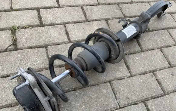Audi A6 S6 C7 4G Front shock absorber with coil spring 4G0031D 4G0413031D
