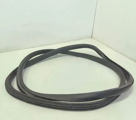 Seat Leon (5F) Front door rubber seal 