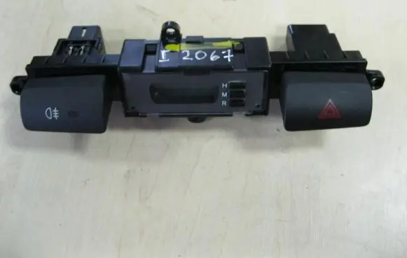 KIA Spectra Other switches/knobs/shifts 945101F000 I2067
