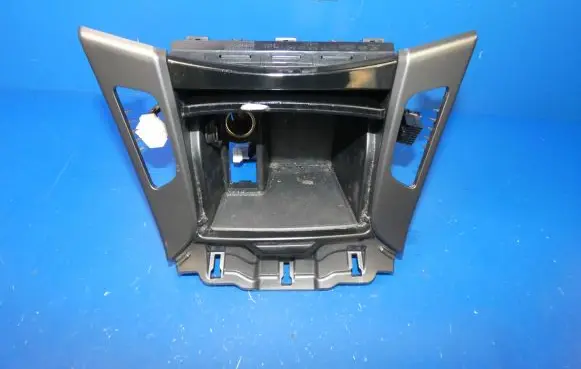 Hyundai i40 Glove box central console 