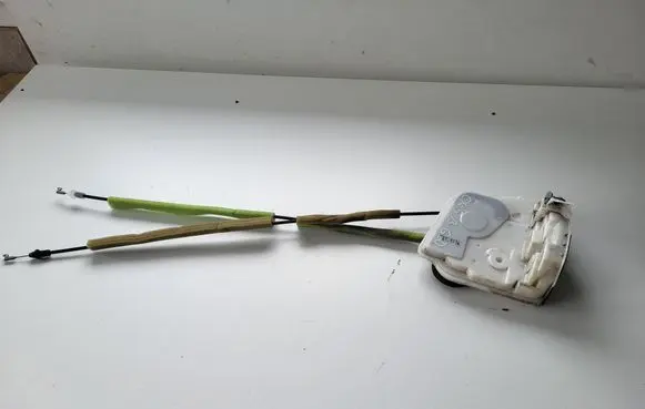Mazda CX-5 Rear door lock