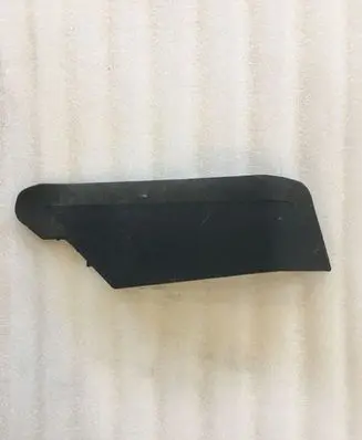 Dodge Challenger Rear/tail light trim molding 68175182AC