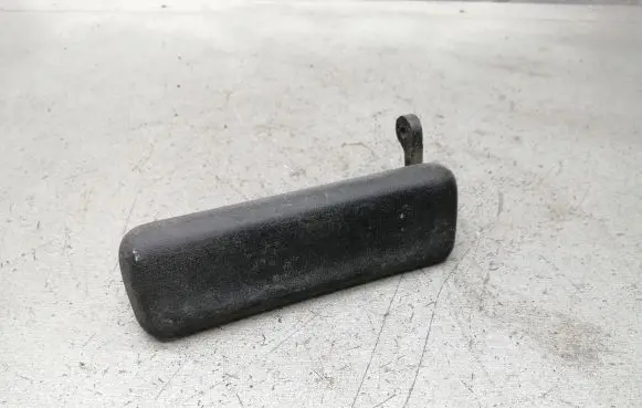 Ford Escort Front door exterior handle 83BBA22401AB