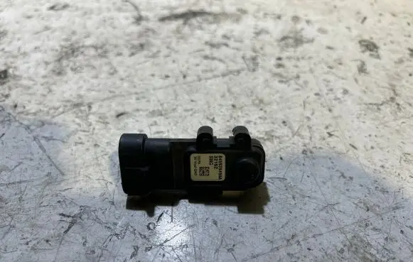 Dodge Challenger Fuel level sensor 04593949AA 32152