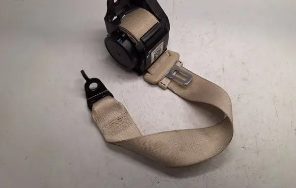 BMW 7 G11 G12 Middle seatbelt (rear) 7402529 72117402529